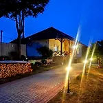 Апартаменты Szandra Vendeghaz Osku