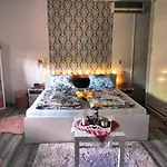 Szandra Vendeghaz Апартаменты Osku