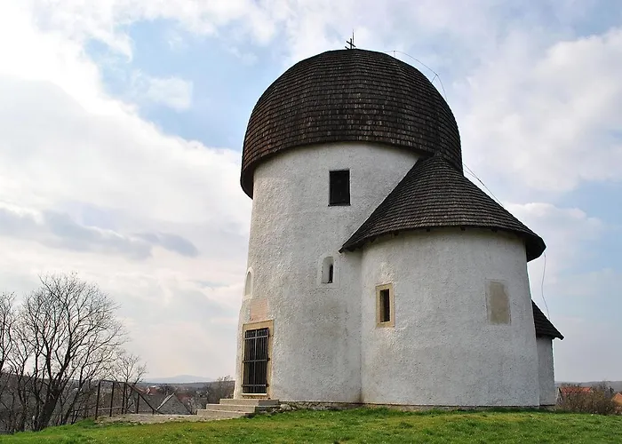 Szandra Vendeghaz * Osku