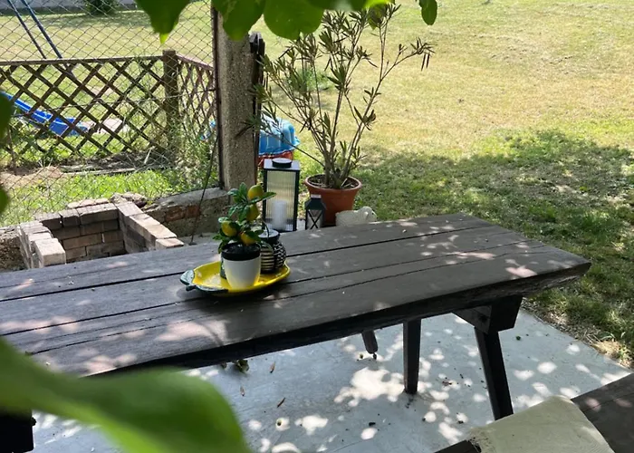 Szandra Vendeghaz Lägenhet